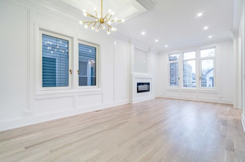 2450 Monticello Ave, Chicago IL  60647-2323 exterior