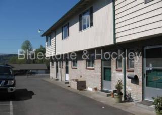 15540 East Ave, Portland OR  97267-2813 exterior