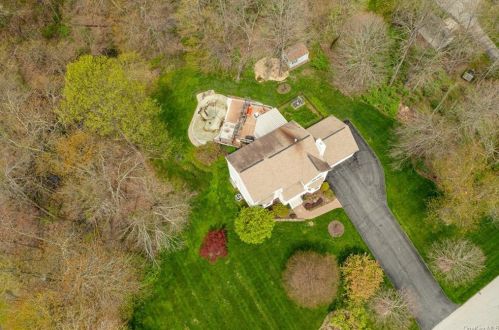 26 Colonial Dr, Poughkeepsie, NY 12603-3770