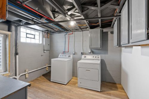 3907 14th St, Milwaukee WI  53206-2906 exterior