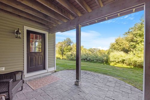 52 Stone Sled Ln, Concord NH 03304-5509 exterior