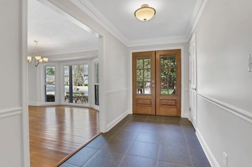 1189 Dunwoody Knl Dr, Atlanta GA 30338-3218 exterior