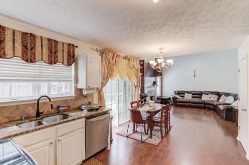 2740 Dominion Walk Ln, Lithonia GA  30078-7342 exterior