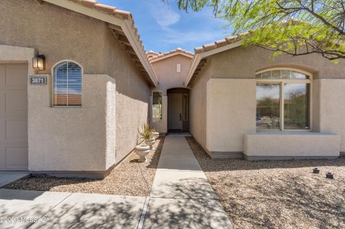 3871 Valley Mine Dr, Tucson, AZ 85745-4178