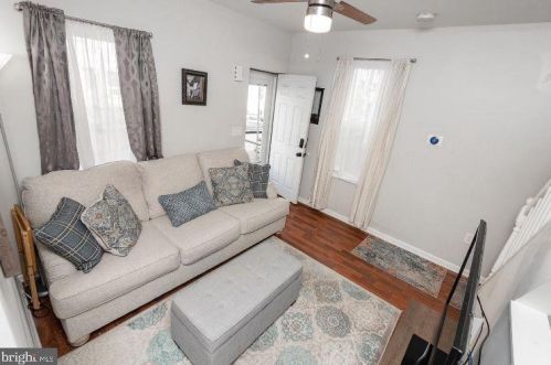 436 Lemonte St, Philadelphia PA  19128-4533 exterior