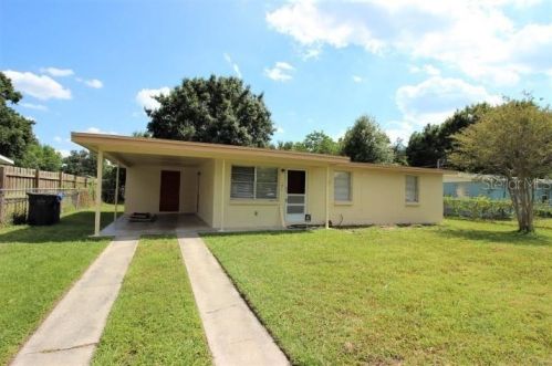 7915 Endive Ave, Tampa, FL 33619-7333