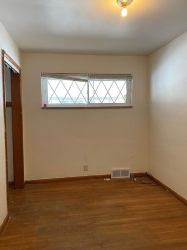 643 Lougeay Rd, Pittsburgh PA 15235-4507 exterior