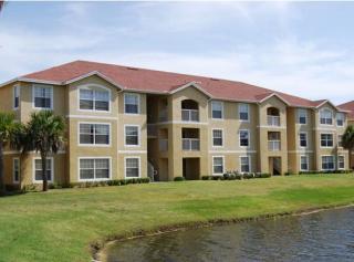 1200 Treasure Cay Dr, Fort Pierce FL  34947-5335 exterior