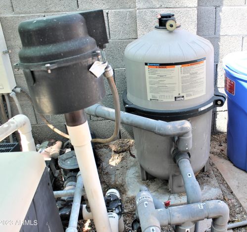 13046 37 Ave, Phoenix AZ 85053-7610 exterior