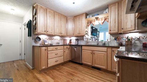 6714 Deer Spg Ln, Middletown MD 21769-6634 exterior