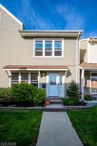 4 Byram Ave, Dover, NJ 07801-4537