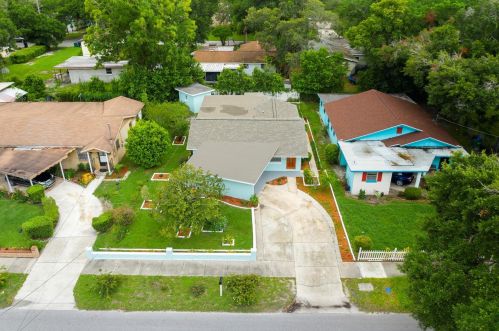 2012 Chelsea St, Tampa FL  33610-6124 exterior