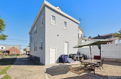 683 Johnstone St, Perth Amboy NJ 08861-3235 exterior