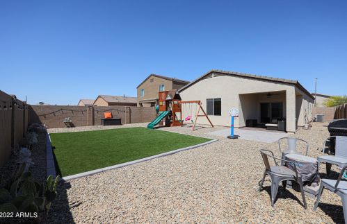 4022 81 Dr, Phoenix AZ 85043-1561 exterior