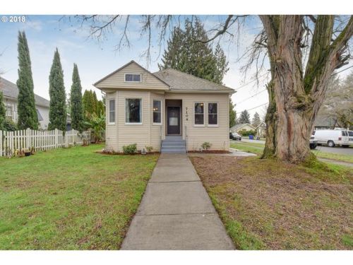 7104 Tyler Ave, Portland, OR 97203-3850