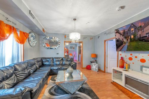 56 Stewart St, Grand Rapids MI 49507-2402 exterior