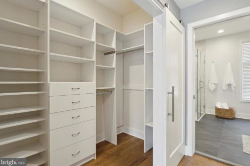 1427 Kater St, Philadelphia PA 19147-1851 exterior