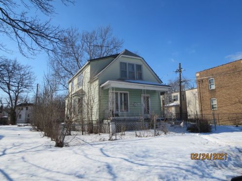 11816 La Salle St, Chicago, IL 60628-6108