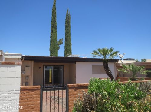 1157 Alpine Cir, Green Valley AZ 85614-1830 exterior