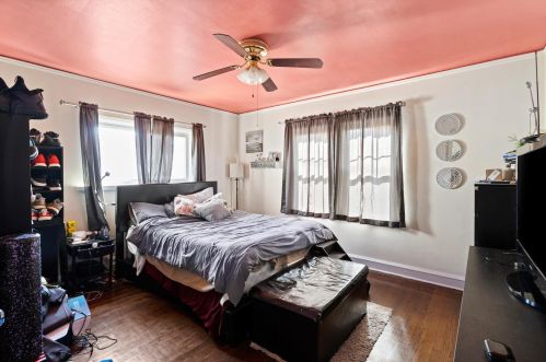 2177 69, Milwaukee WI 53213-1925 exterior