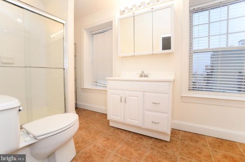 332 Belgrade St, Philadelphia PA 19125-4427 exterior