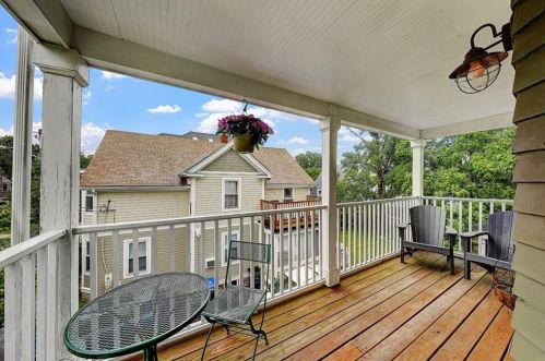 169 Ivy St, Providence RI 02906-2542 exterior