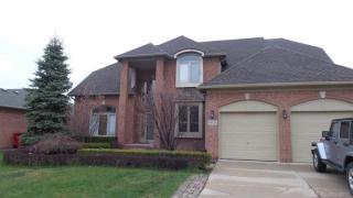 50124 Magdalina Dr, Macomb Township MI  48044-6310 exterior