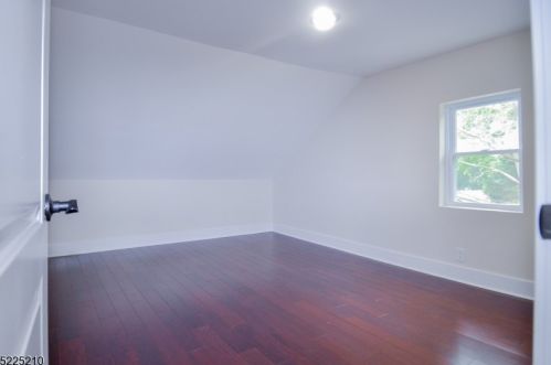 9 James St, Montclair NJ  07042-2901 exterior