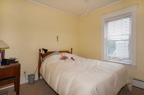 121 Hope Ave, Worcester MA 01603-2237 exterior