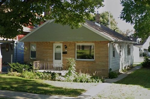 4023 Frst Home Ave, Milwaukee WI 53215-3537 exterior