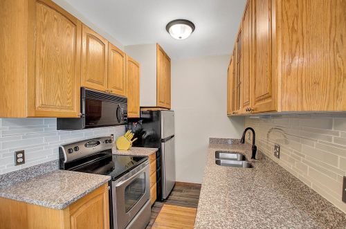 279 Chestnut St, Saint Paul MN 55102-2555 exterior