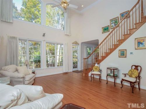 3212 High Lonesome Ln, Apex, NC 27539-5606