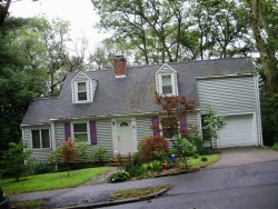 74 Roundwood Rd, Newton, MA 02464-1217
