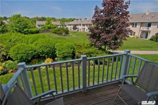 846 Madeira Blvd, Huntington Station NY  11747-5283 exterior