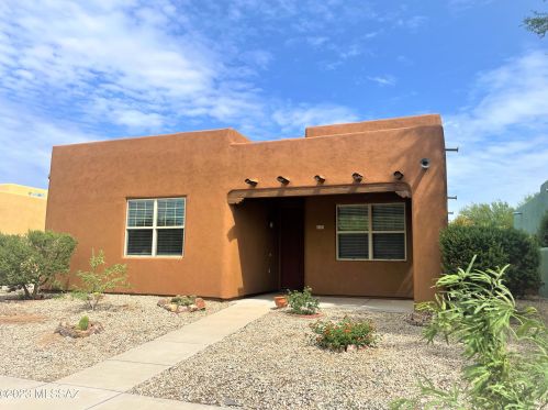 10369 Roylstons Ln, Tucson AZ  85747-5854 exterior