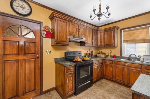 86 Georgia Ave, Providence RI 02905-5409 exterior