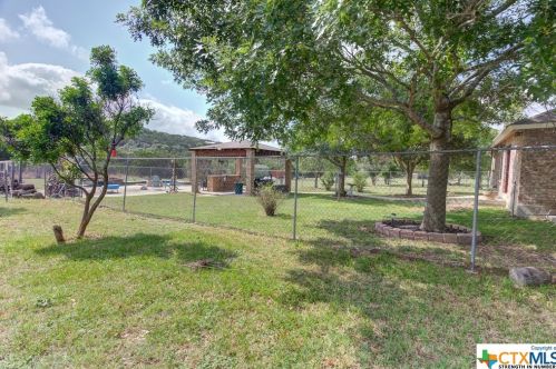 32070 Jay Bird Ln, Spring Branch TX exterior