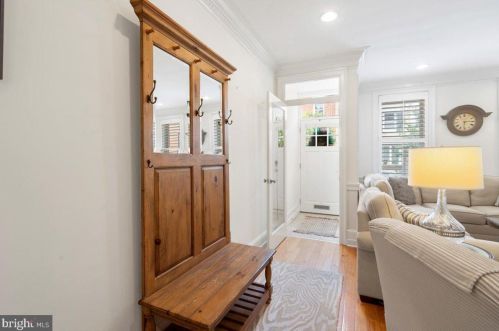 756 24 St, Philadelphia PA 19130-1953 exterior