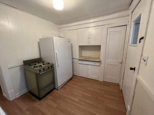 876 Courtney St, Grand Rapids MI 49504-3139 exterior