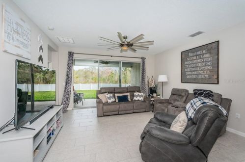 12207 Streambed Dr, Riverview FL 33579-9305 exterior