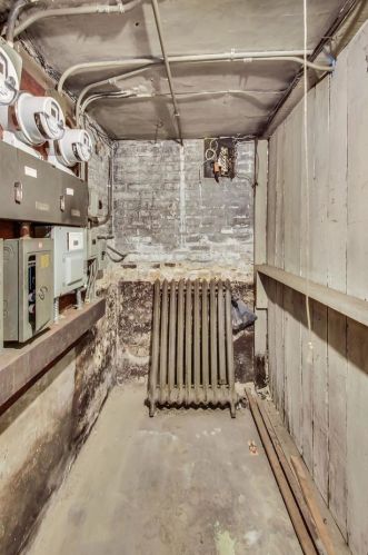 3256 Wilson Ave, Chicago IL 60640-5211 exterior