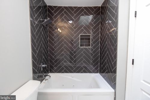 7725 16th St, Washington DC  20012-1460 exterior