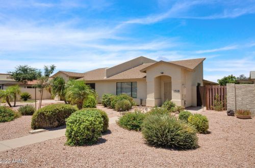 1518 Hartford St, Chandler, AZ 85225-7089