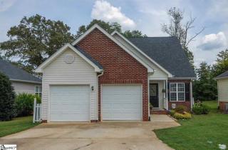 100 Summergrass Dr, Greenville, SC 29617-1236