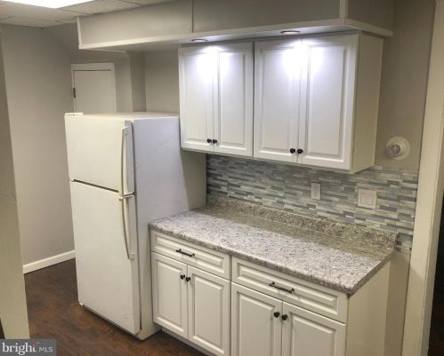 11 Jackson St, Primrose, PA 17901-2632