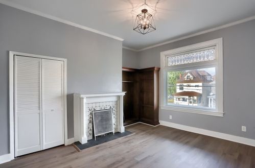 102 Linnview Ave, Pittsburgh PA  15210-3718 exterior