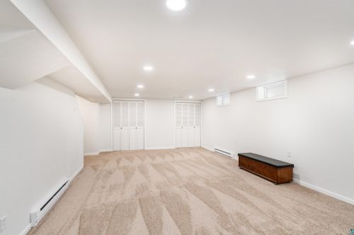 1815 Kenwood Dr, Duluth MN 55811-1652 exterior