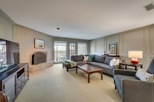 9672 Atherton Dr, Dallas TX 75243-6135 exterior