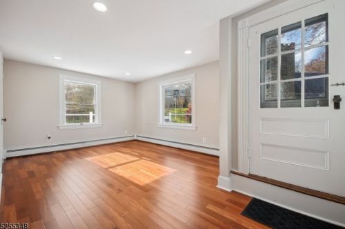 103 Claremont Rd, Bernardsville NJ  07924-2232 exterior