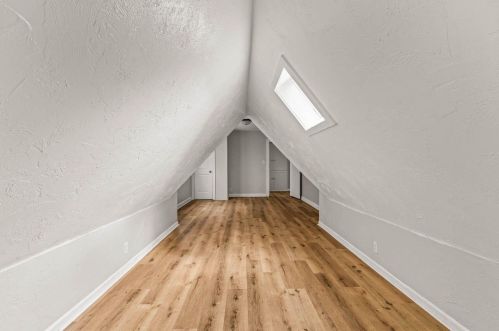 2756 55, Milwaukee WI 53210-1558 exterior